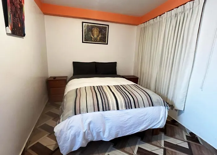 Apu Qhawarina - 2* Ollantaytambo